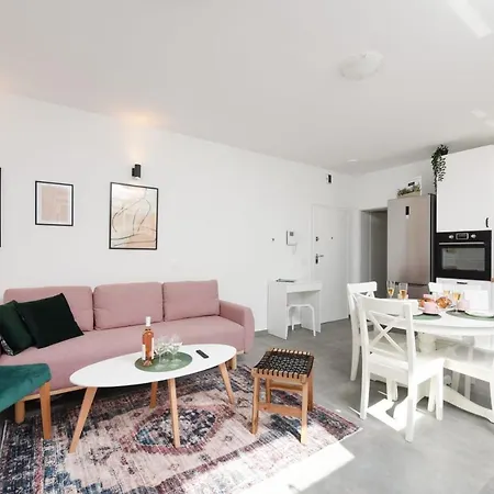 Novi Apartman Franka *