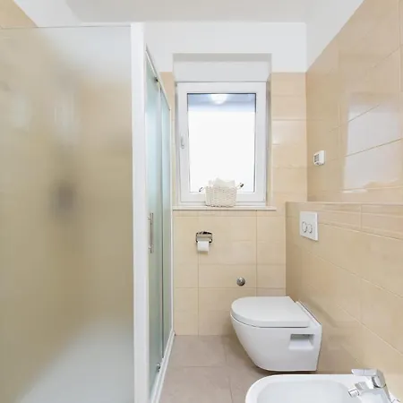 Daire Novi Apartman Franka *