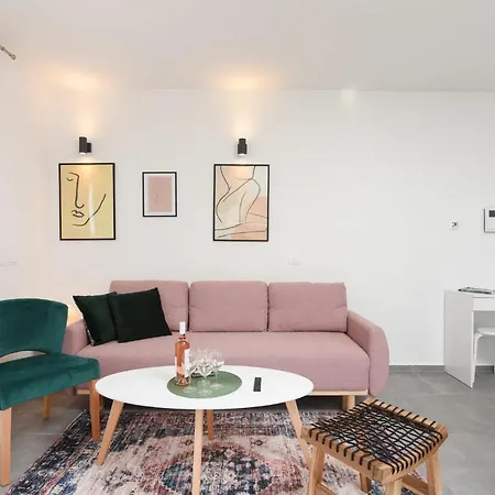 Novi Apartman Franka * Zadar