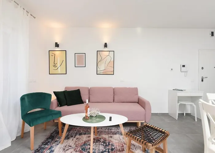 Novi Apartman Franka * Zadar