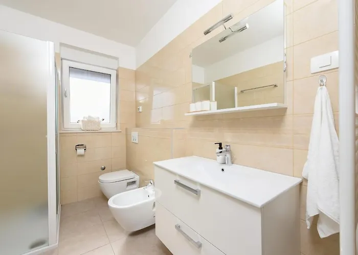 Apartment Novi Apartman Franka Zadar